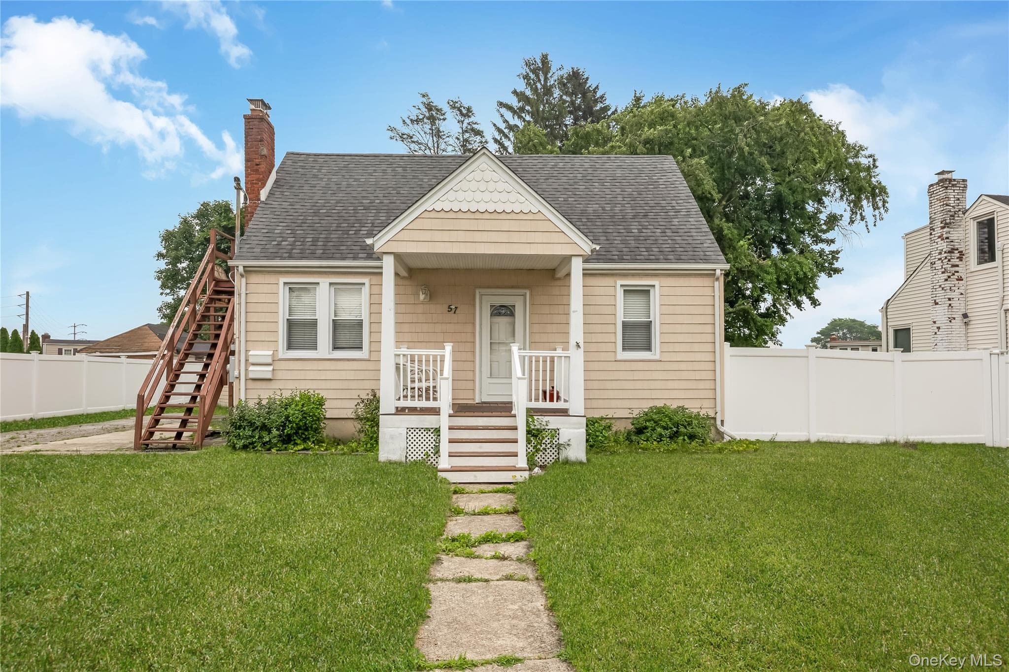 57 Cedar Avenue thumbnail 2