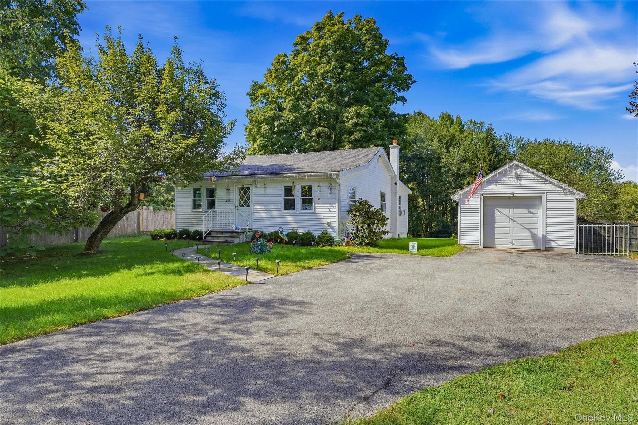 280 Noxon Road, Lagrangeville
