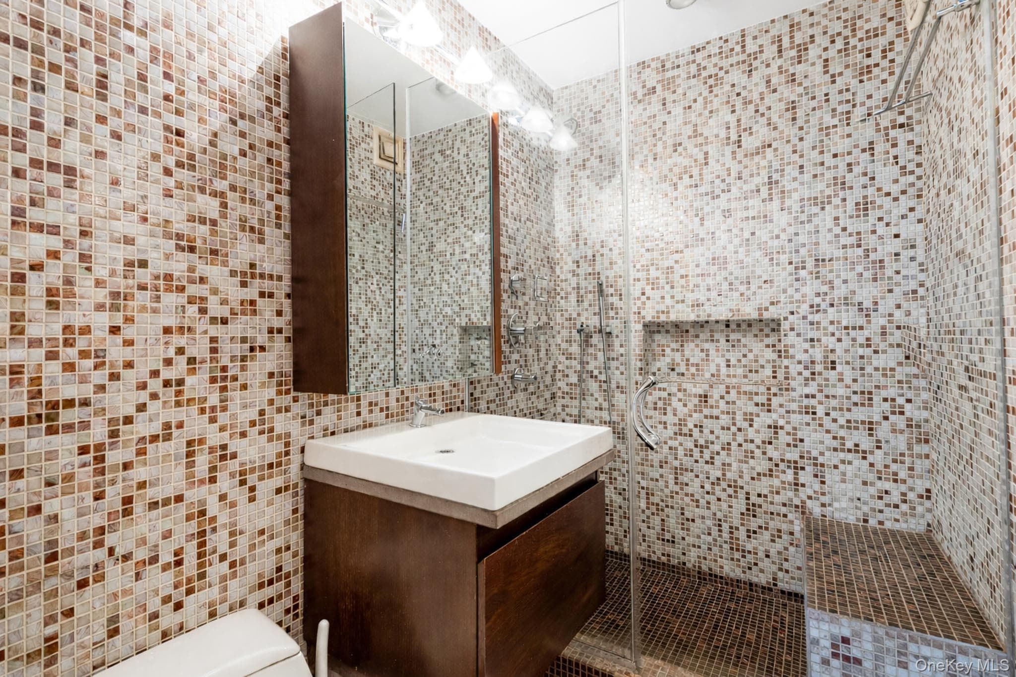400 E 54th Street Unit: 25C thumbnail 12