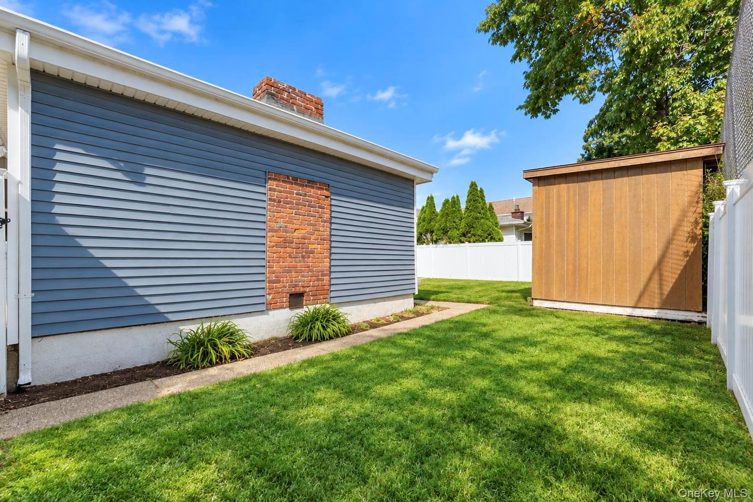 1871 Relyea Drive thumbnail 24