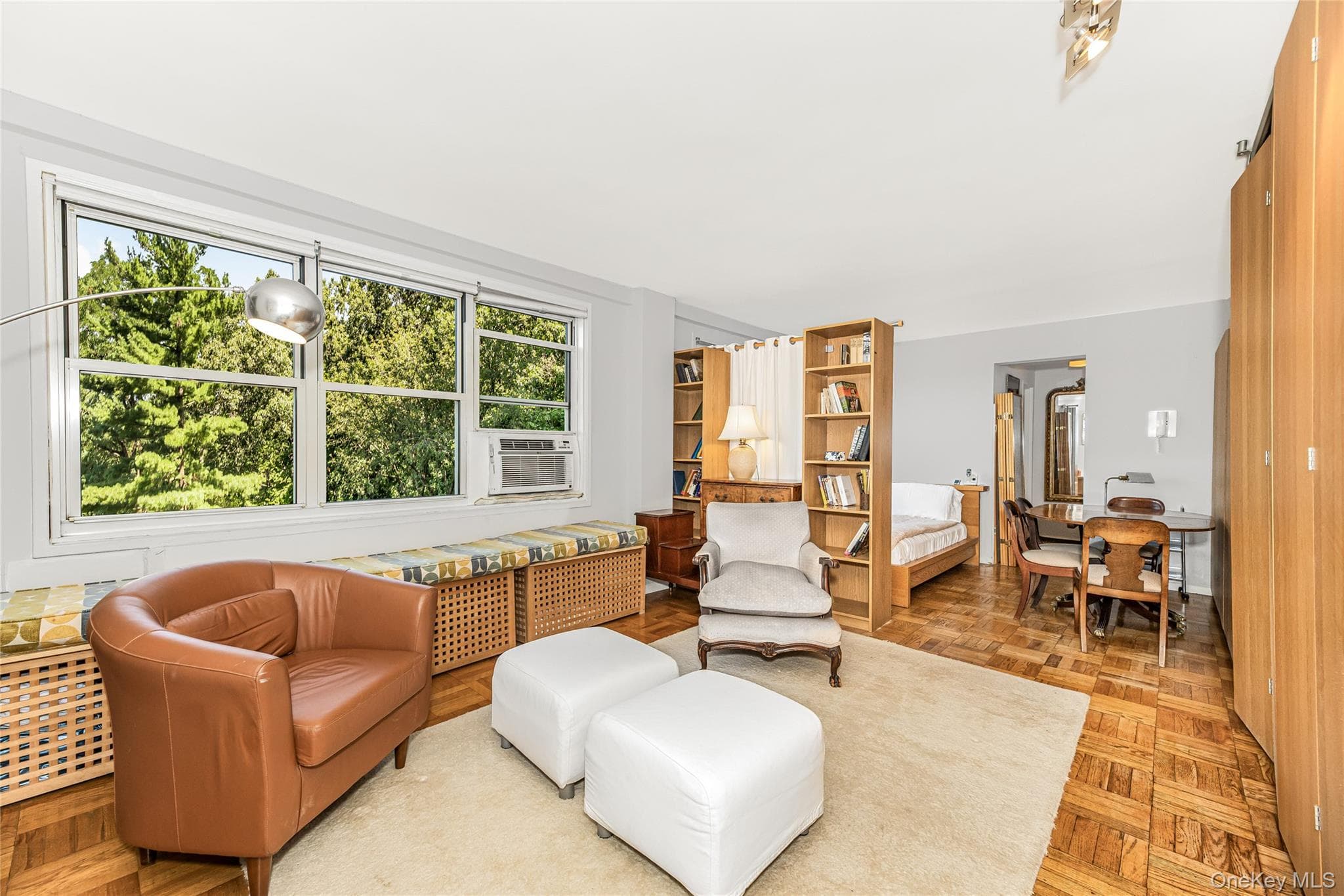 3935 Blackstone Avenue Unit: 4K thumbnail 2