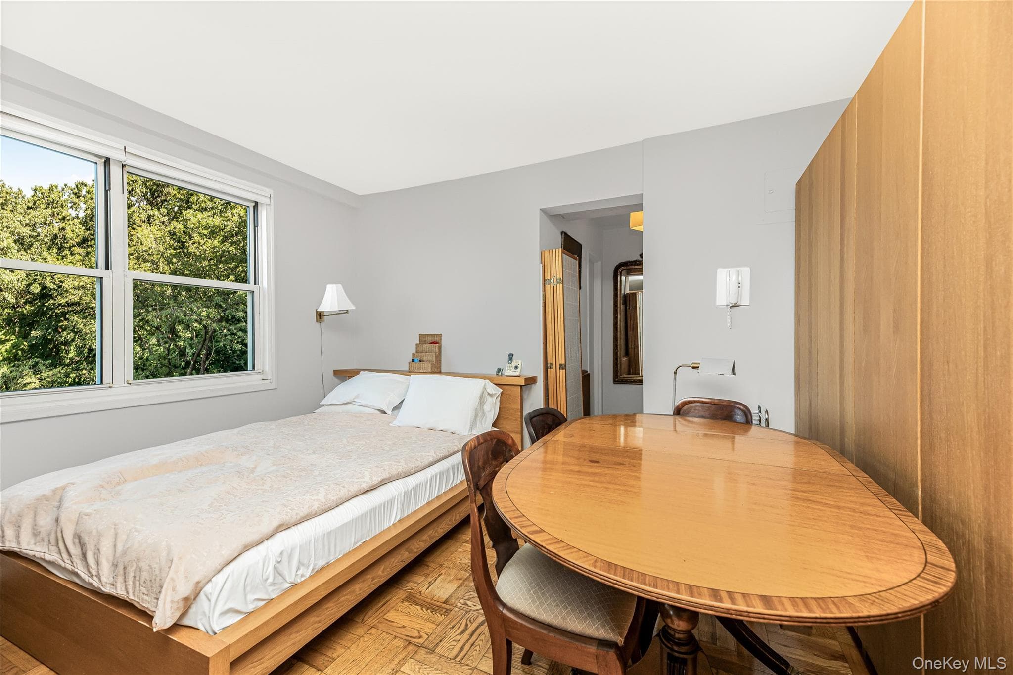 3935 Blackstone Avenue Unit: 4K thumbnail 7