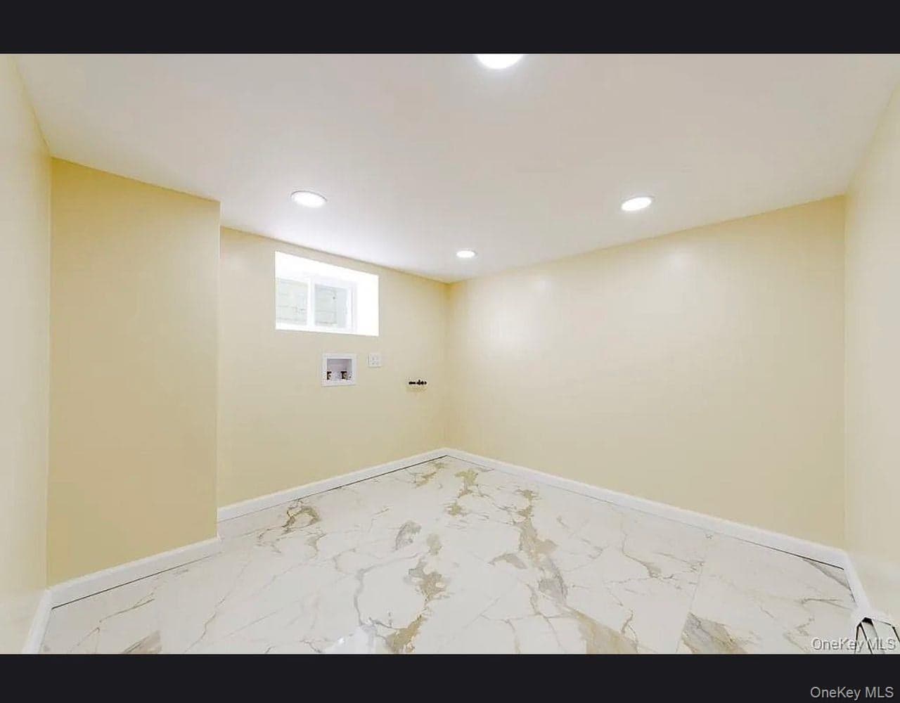 109-16 221st Street thumbnail 10