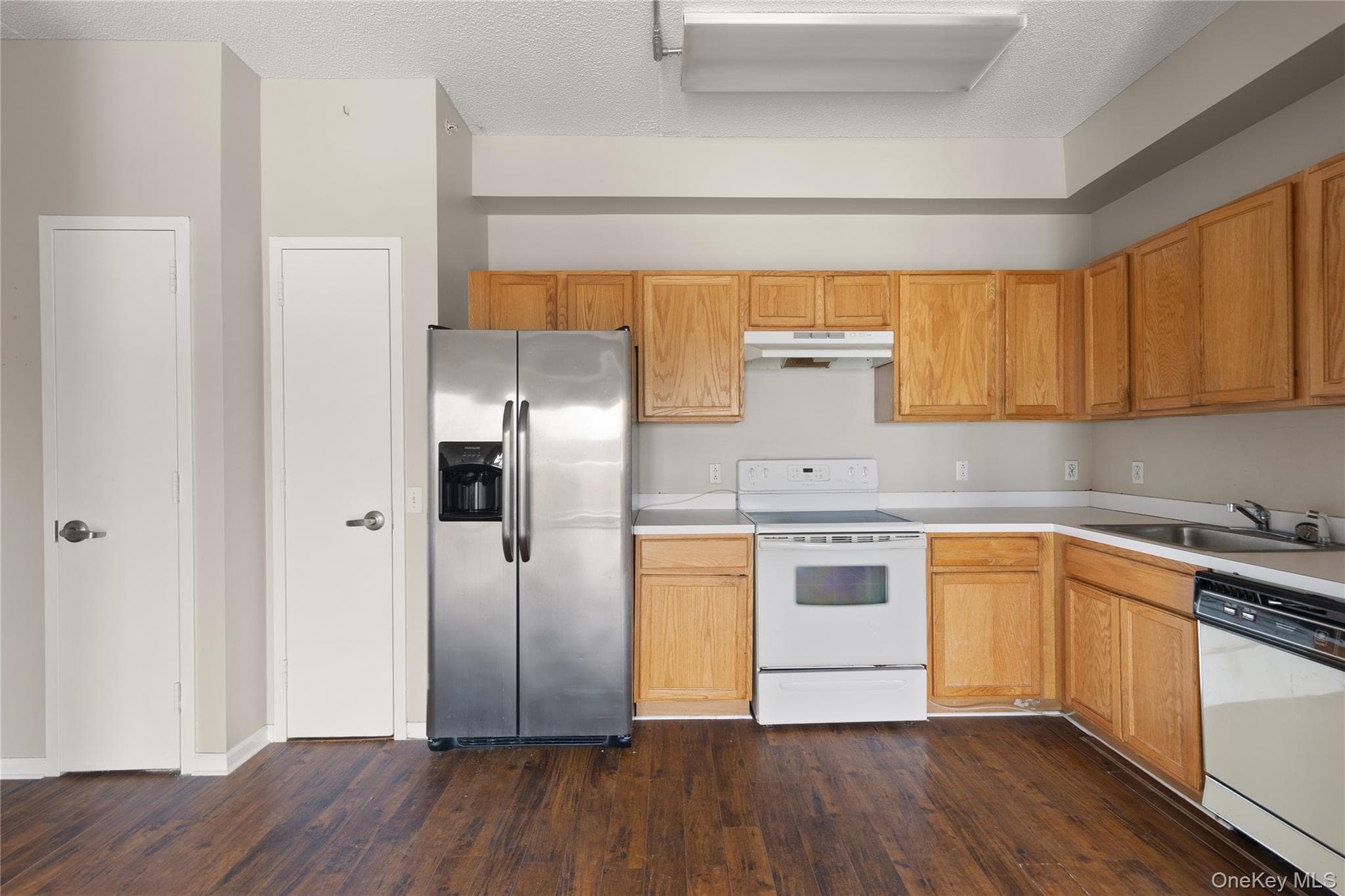 260 Beach 81st Street Unit: 6V thumbnail 3