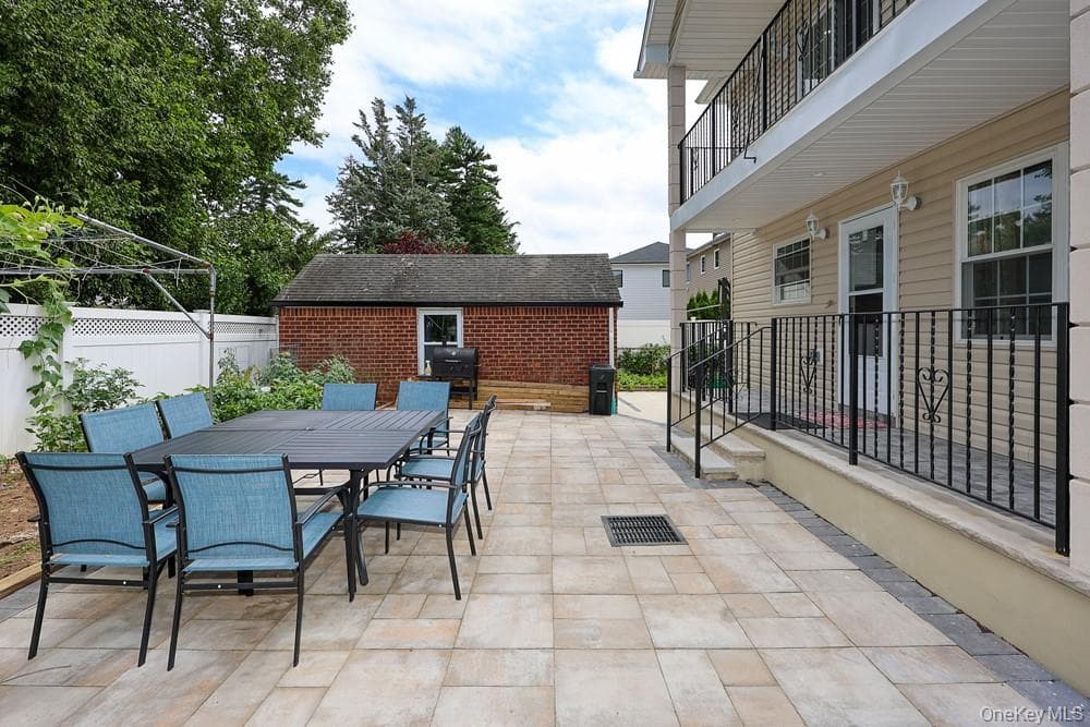 42 Celler Avenue thumbnail 39