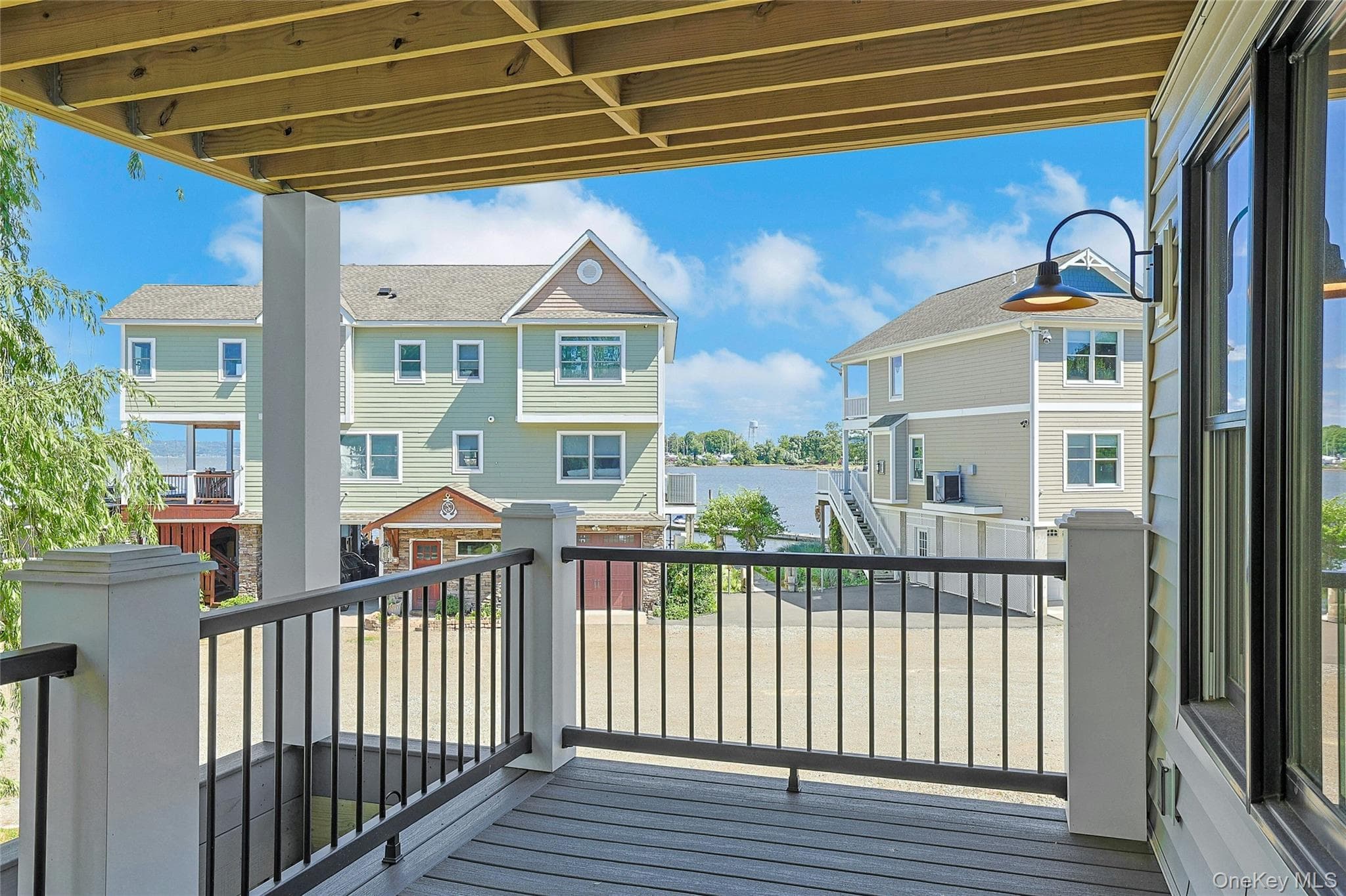 74 Beach Road thumbnail 28