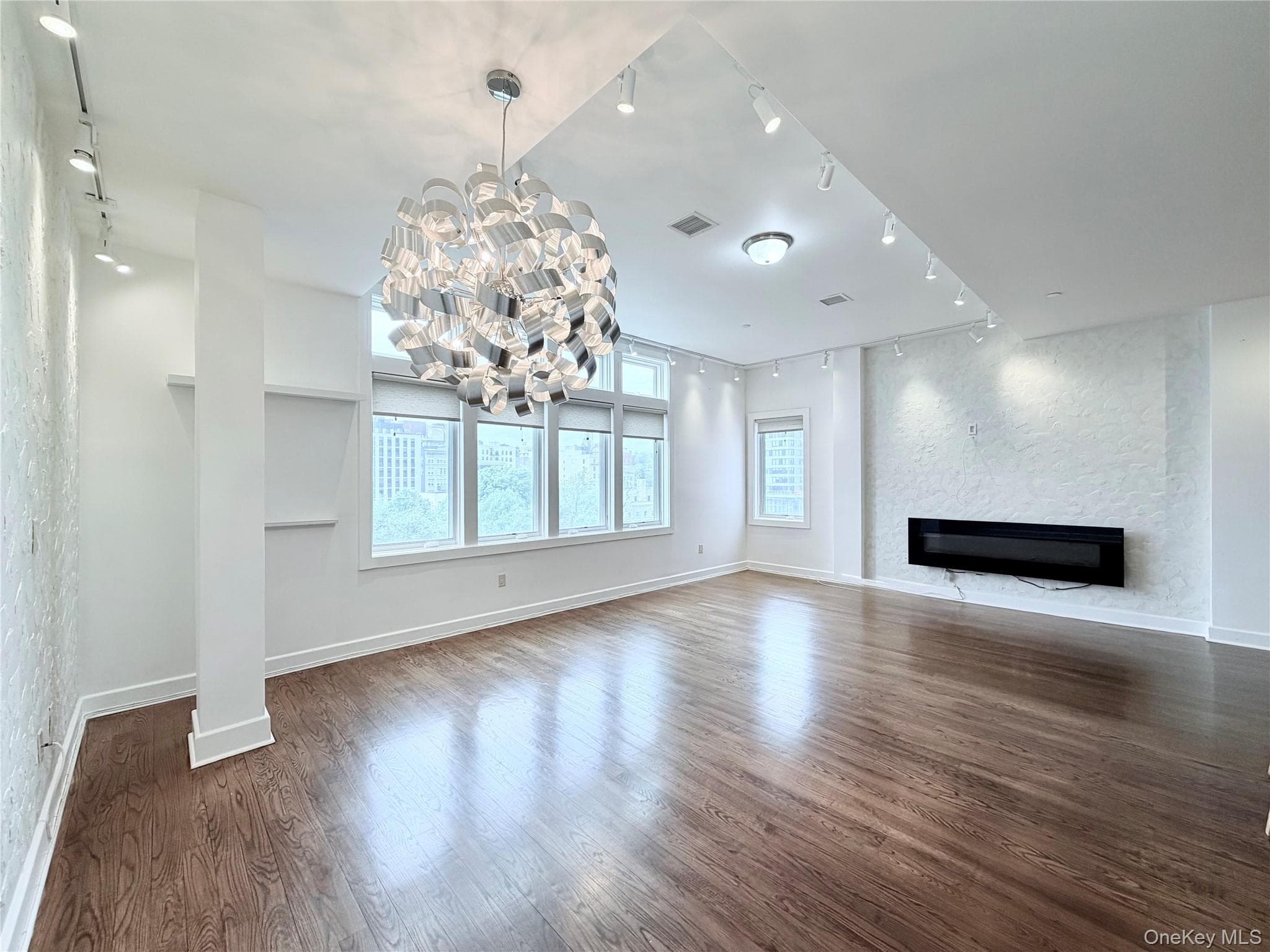 90 Bay Street Landing Unit: 8D, Staten Island