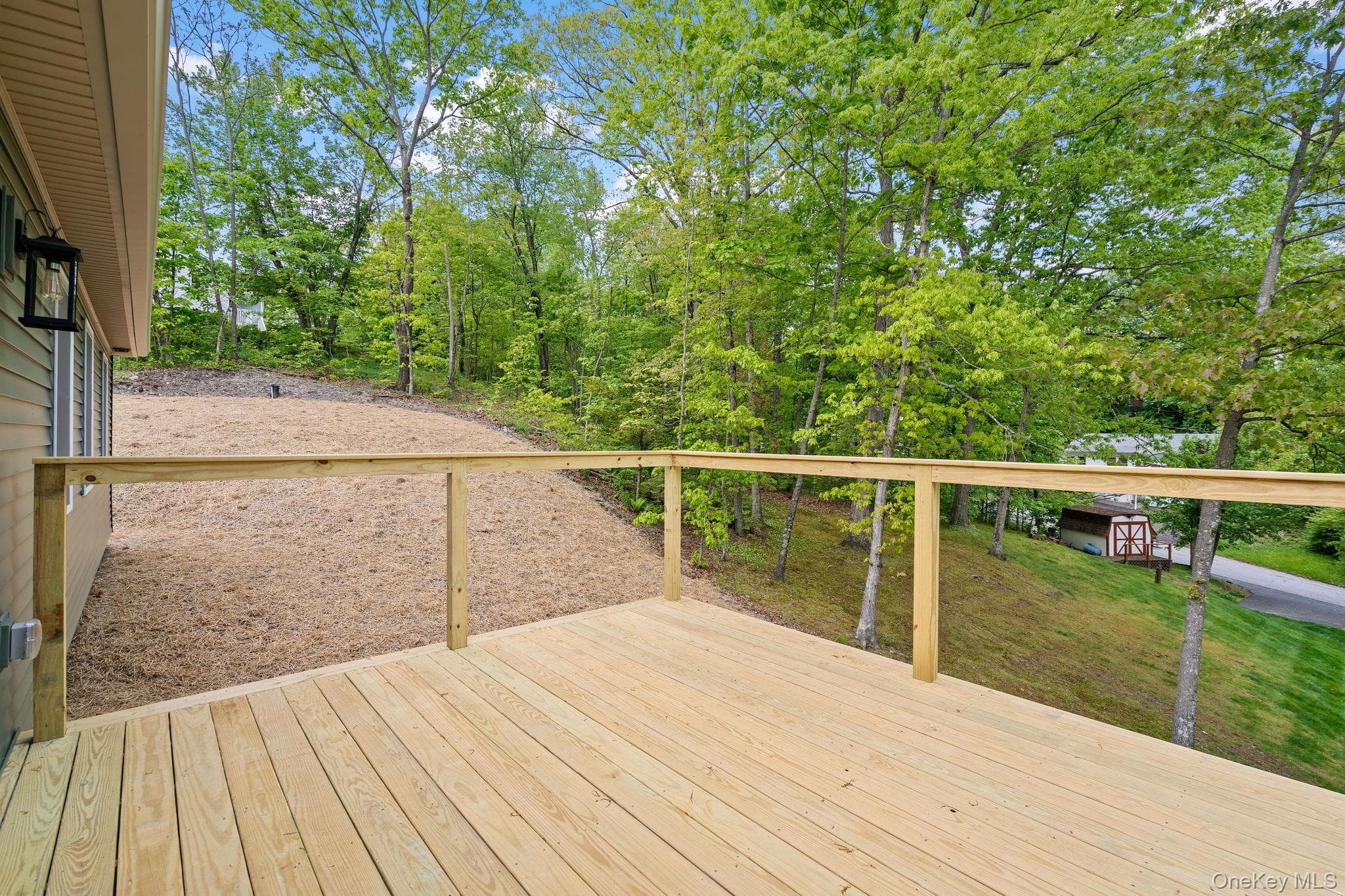 61 Smith Avenue thumbnail 34