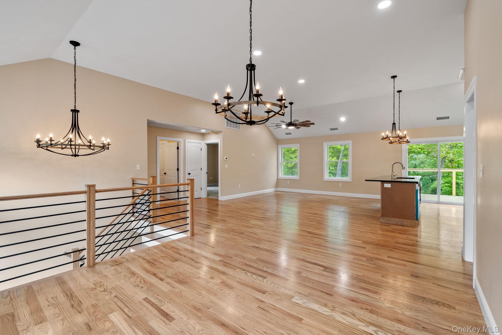 61 Smith Avenue thumbnail 13