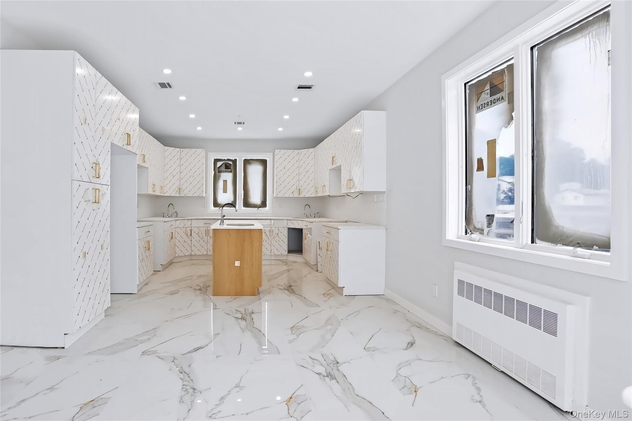 16 Phyllis Terrace Unit: 301 thumbnail 7