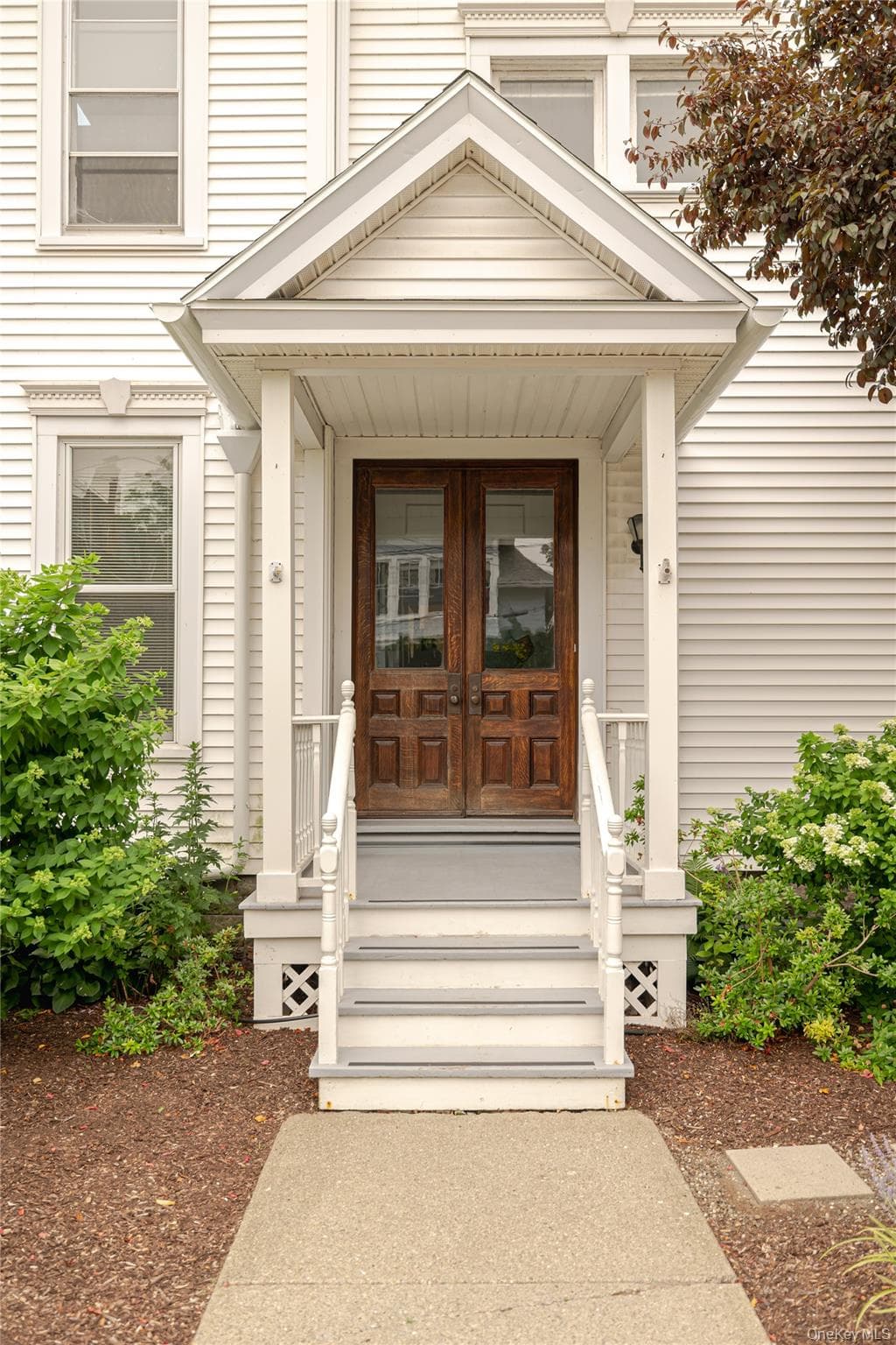 437 E Allen Street thumbnail 7
