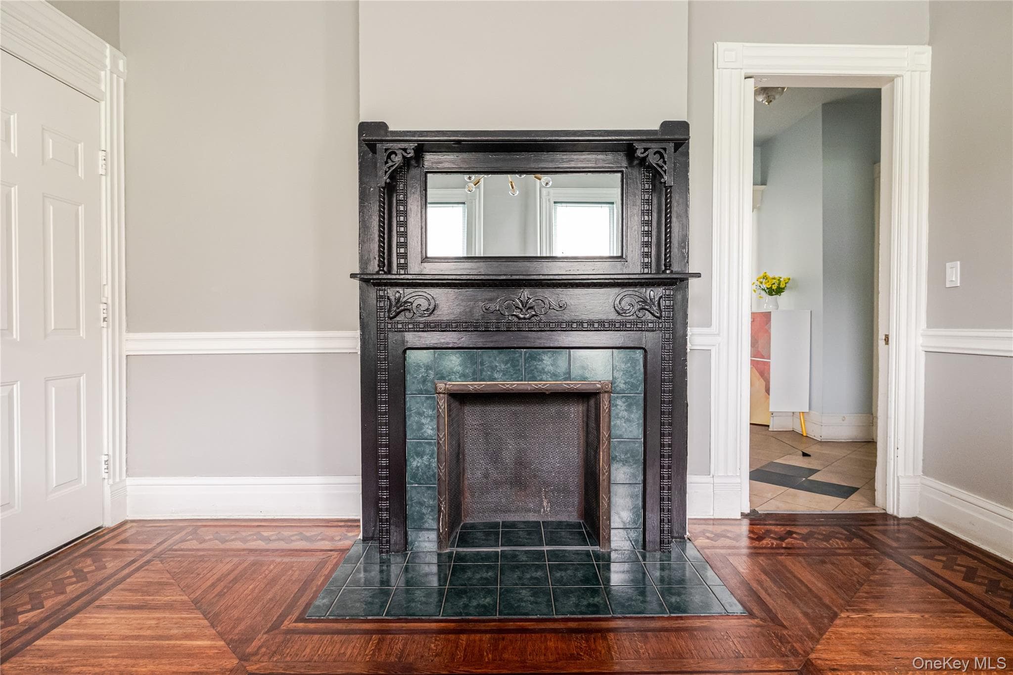 437 E Allen Street thumbnail 13