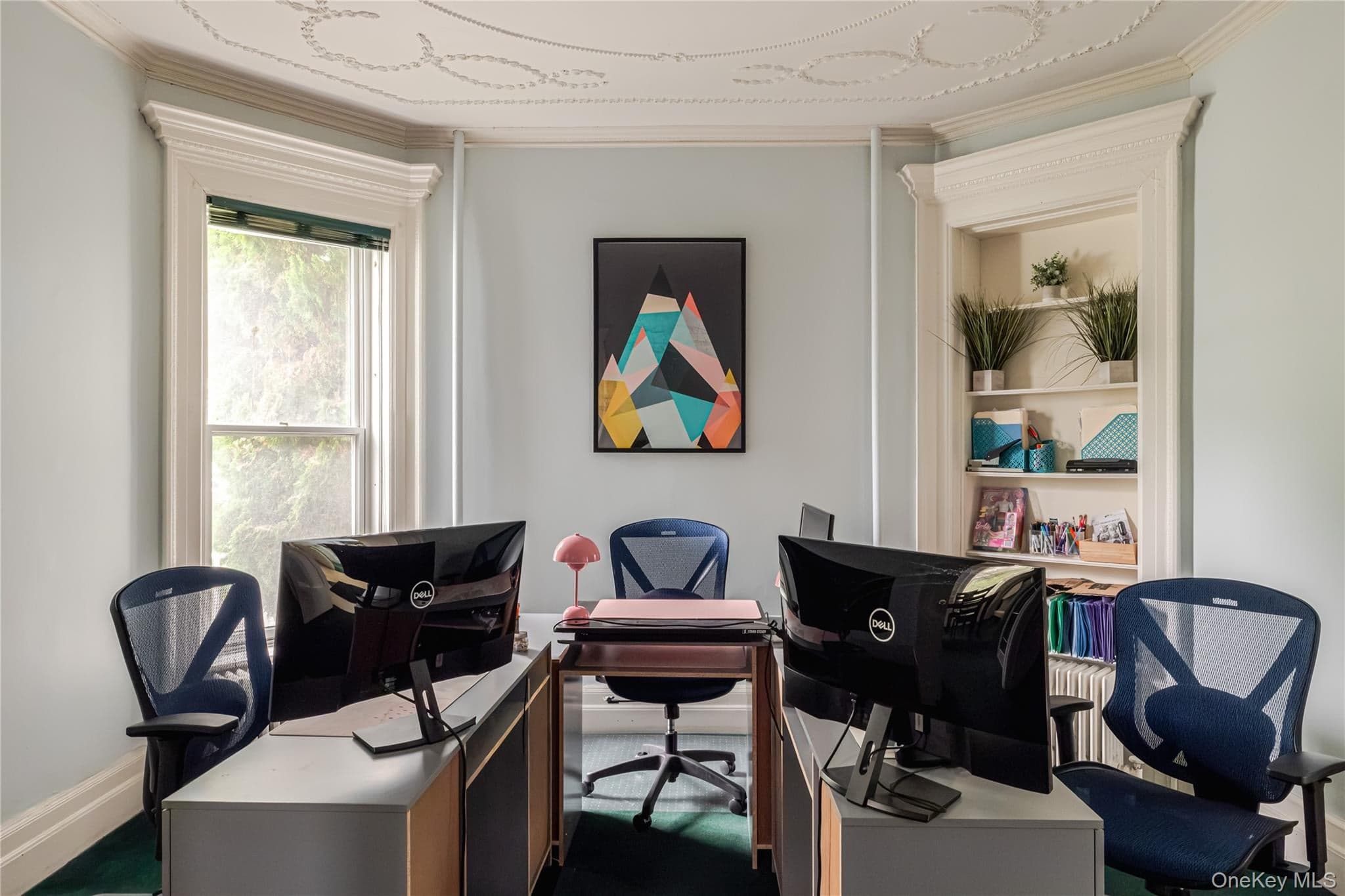 437 E Allen Street thumbnail 16