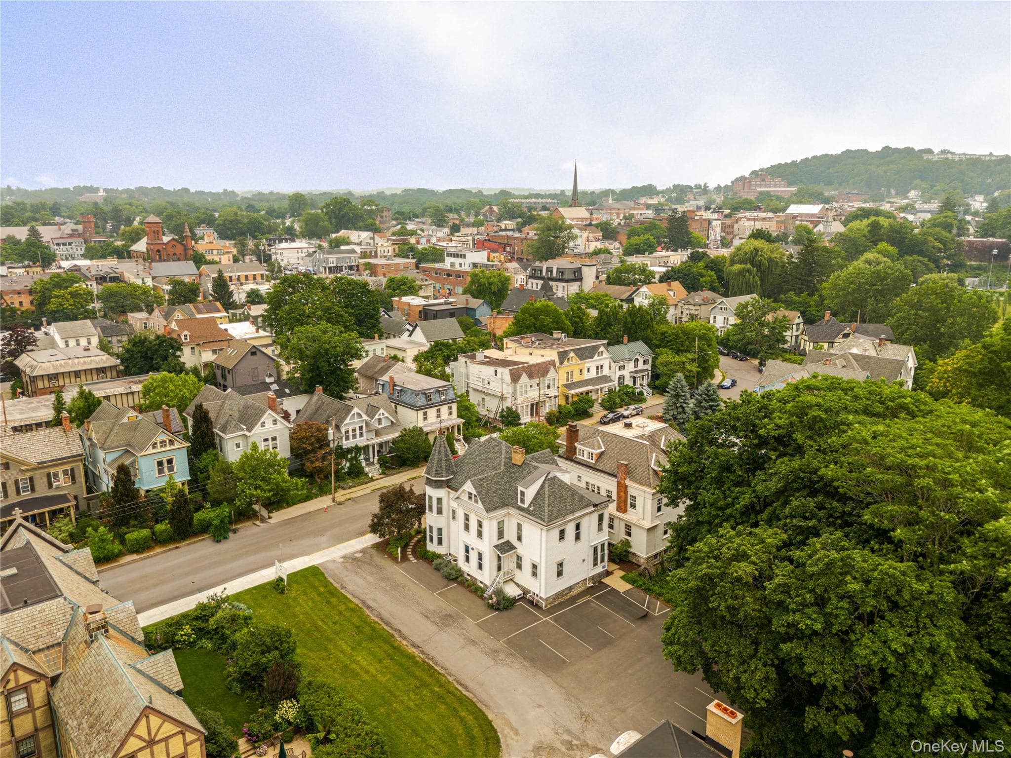 437 E Allen Street thumbnail 6