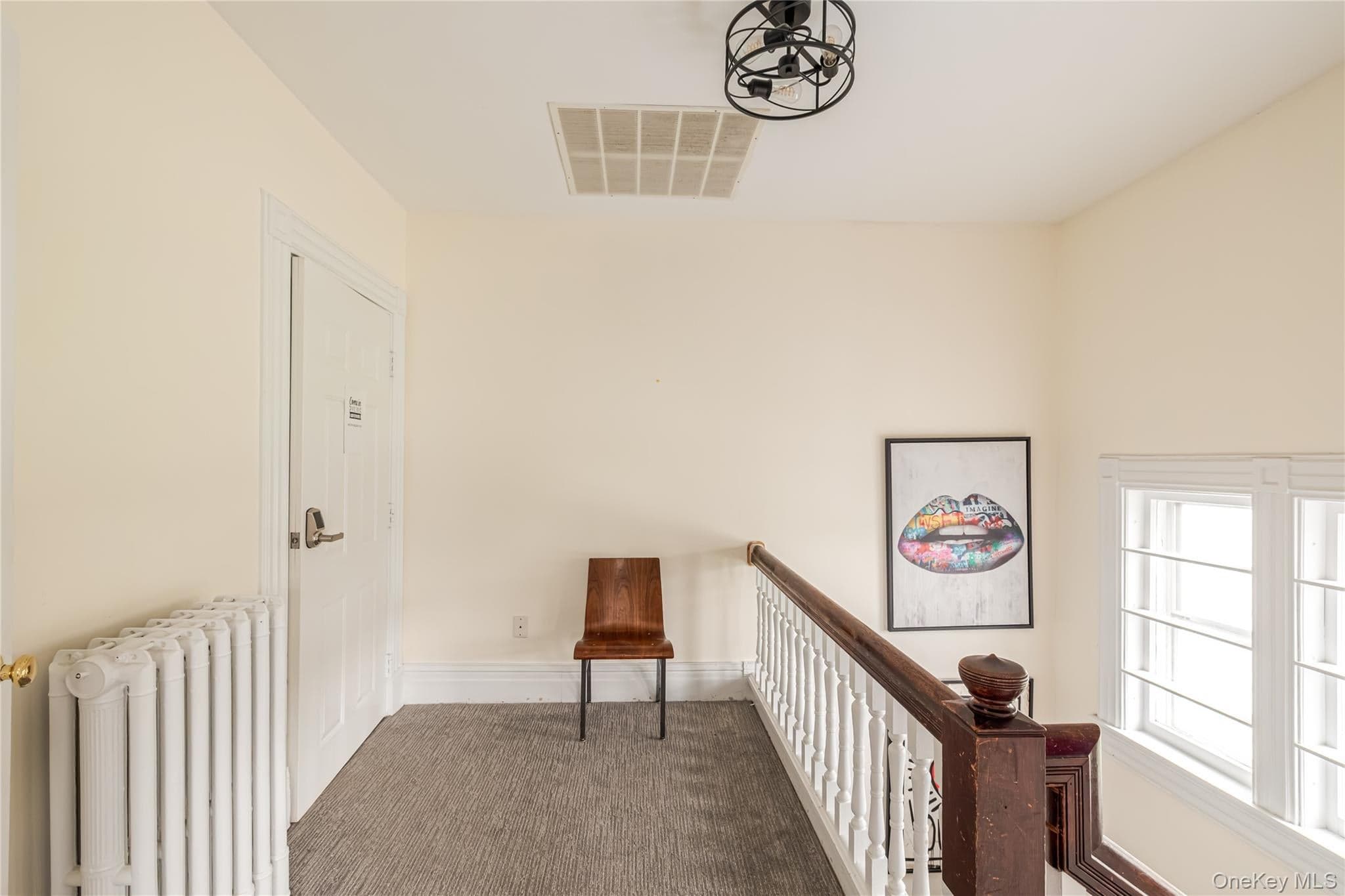 437 E Allen Street thumbnail 26