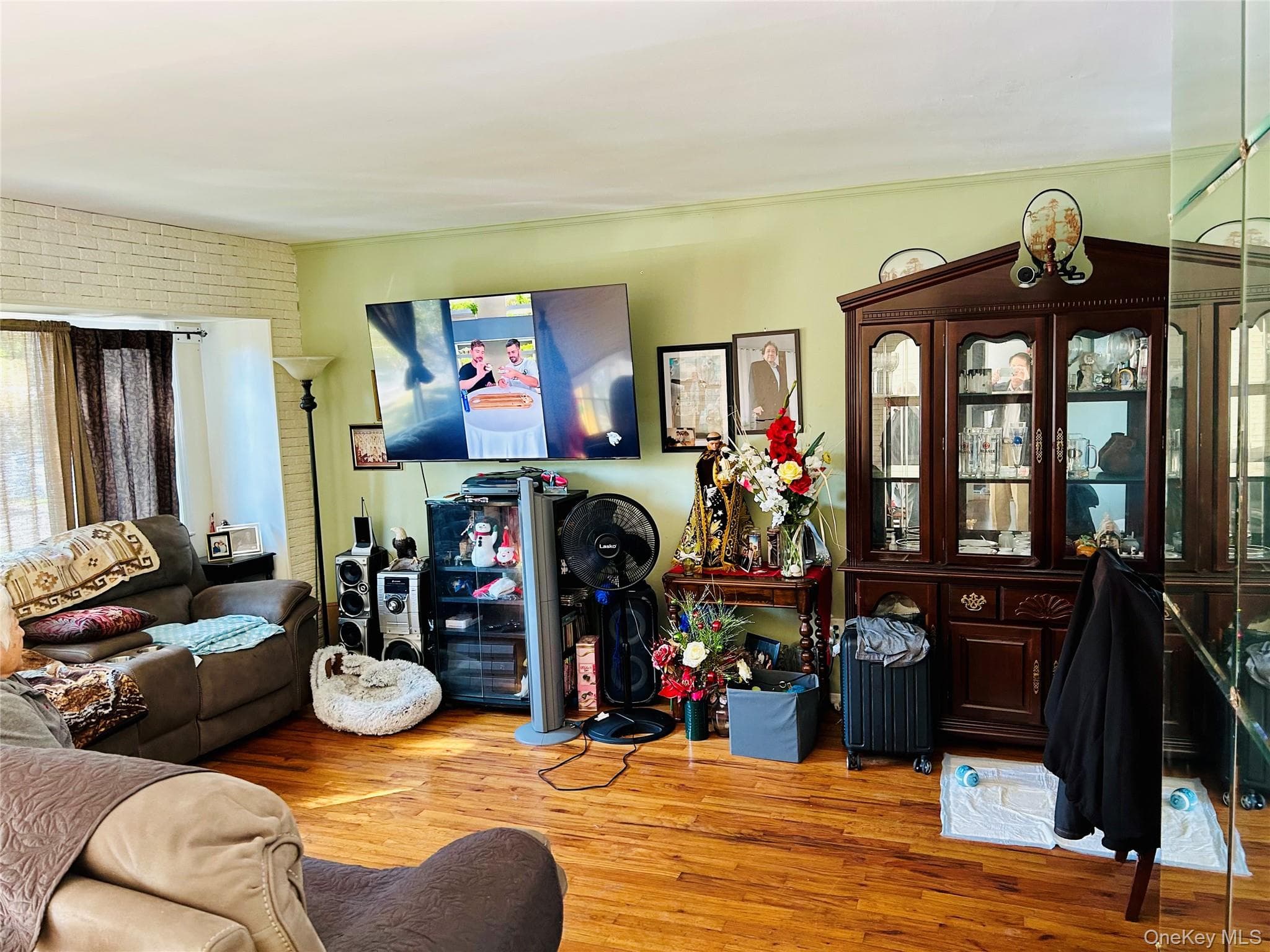 39 W Willow Street thumbnail 4
