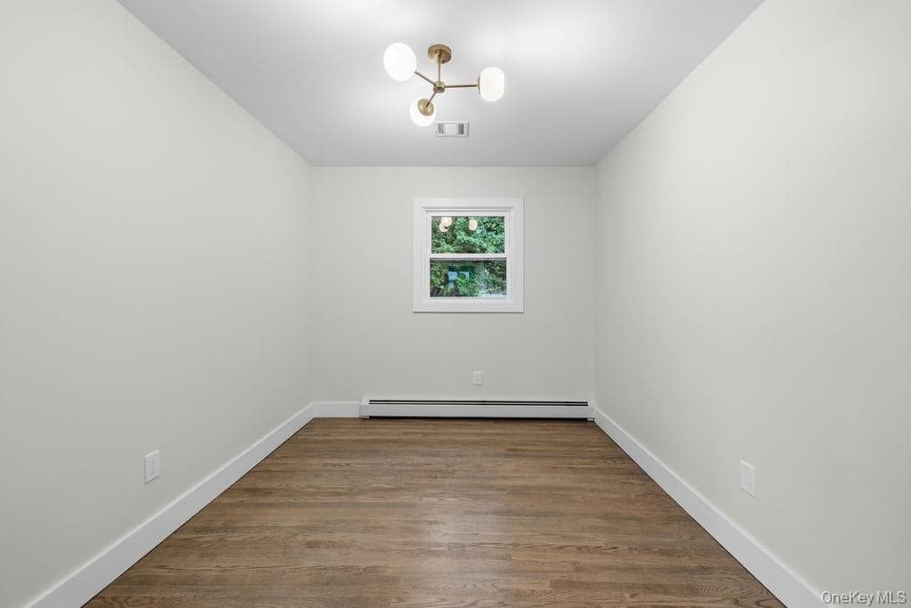 132 S Conger Avenue thumbnail 5