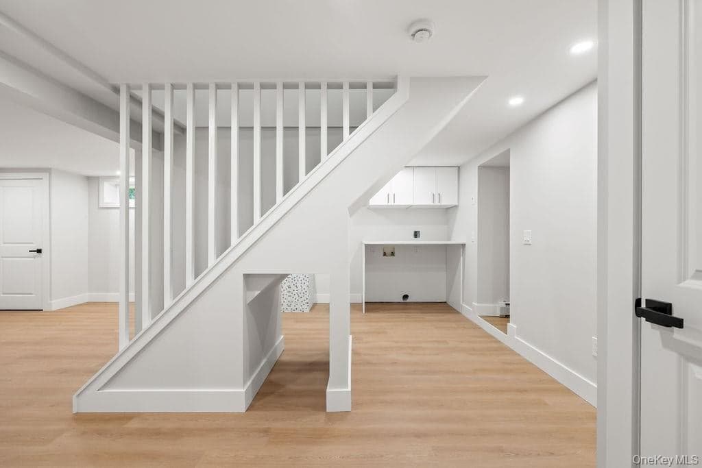 132 S Conger Avenue thumbnail 15