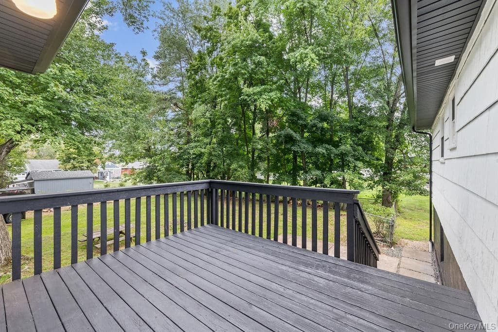 132 S Conger Avenue thumbnail 12
