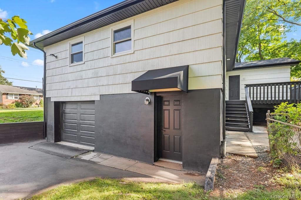 132 S Conger Avenue thumbnail 20