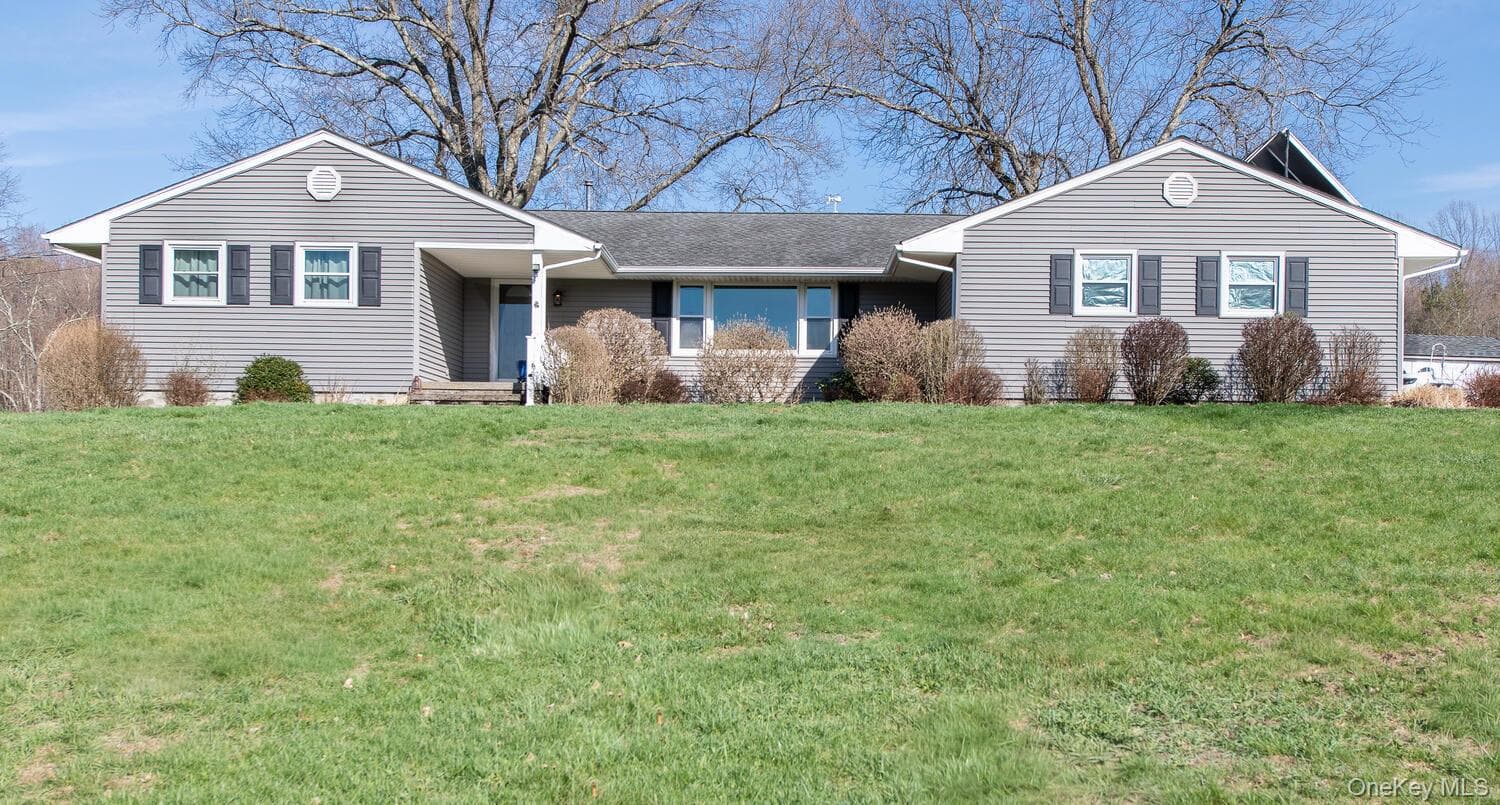 394 Smith Road thumbnail 3