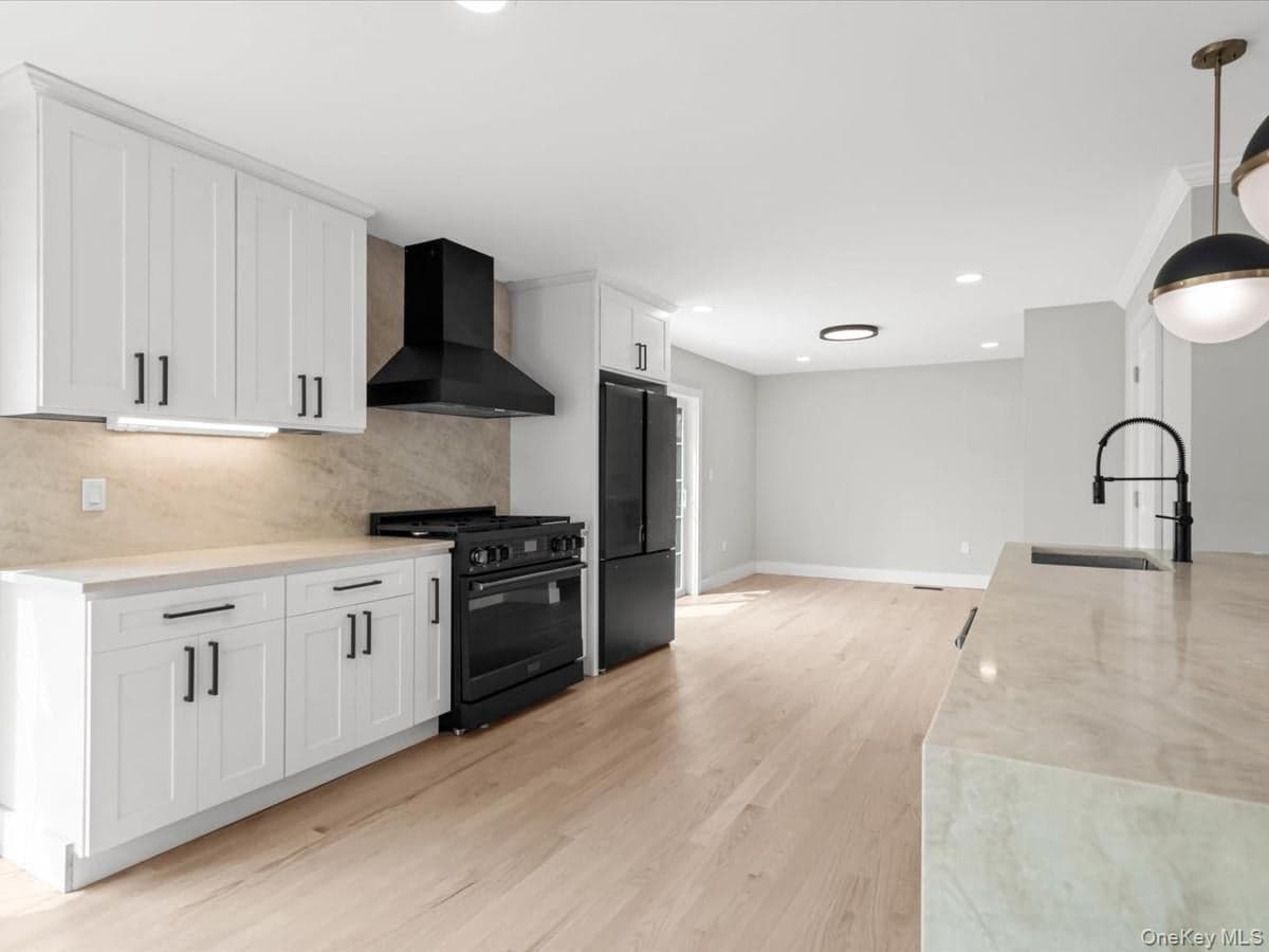 60 Westwood Road thumbnail 8
