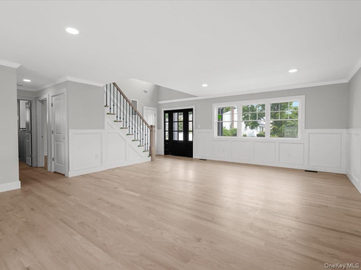 60 Westwood Road thumbnail 5
