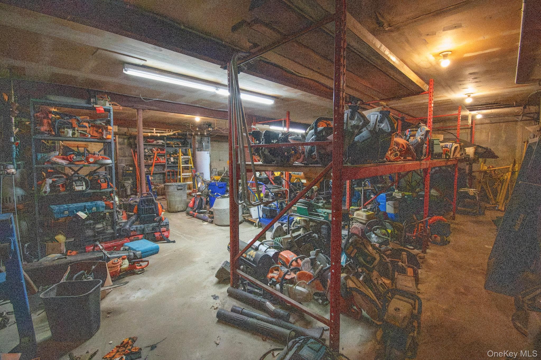 500 Merrick Road thumbnail 41