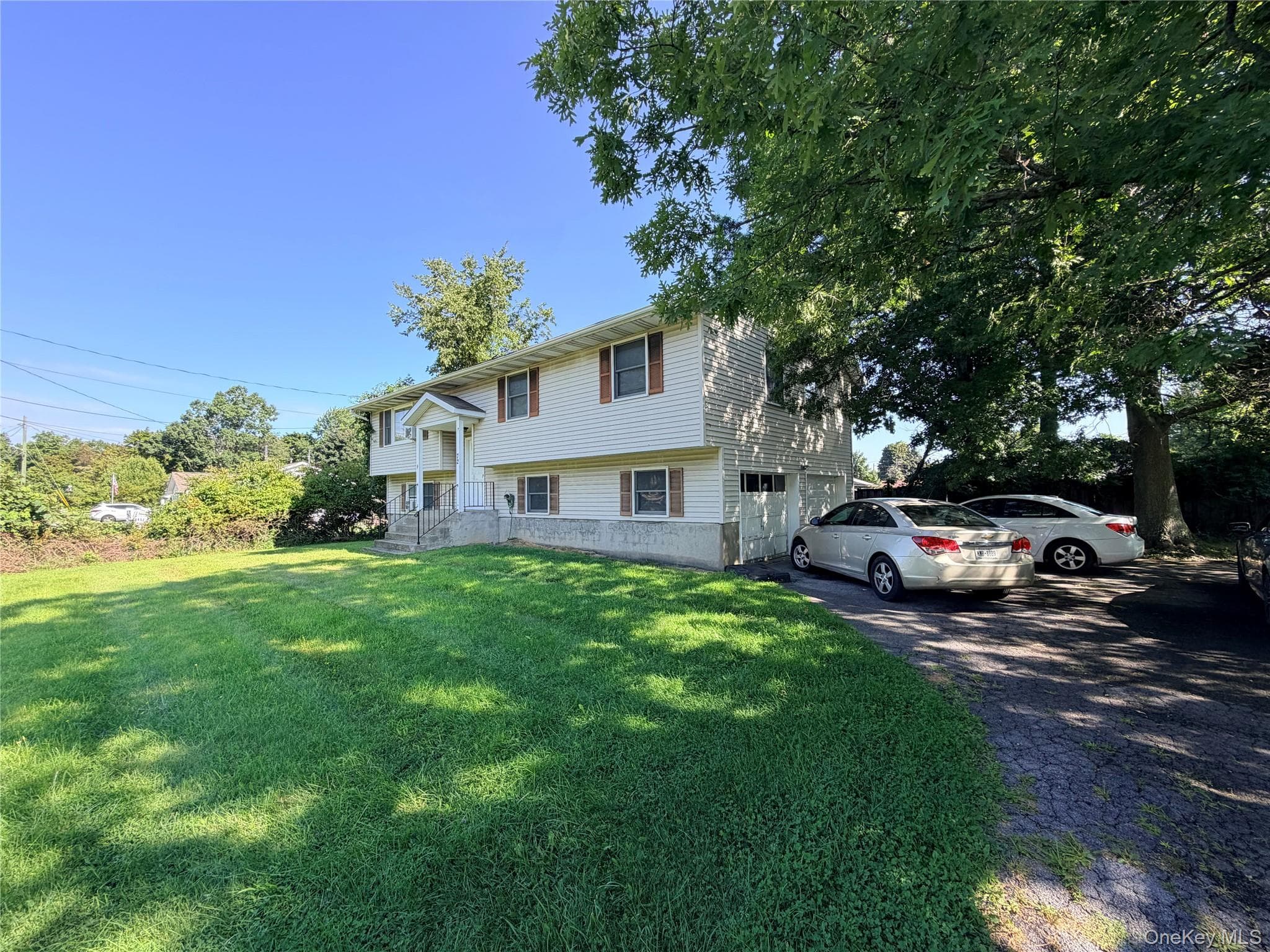 72 Lake Region Boulevard thumbnail 6