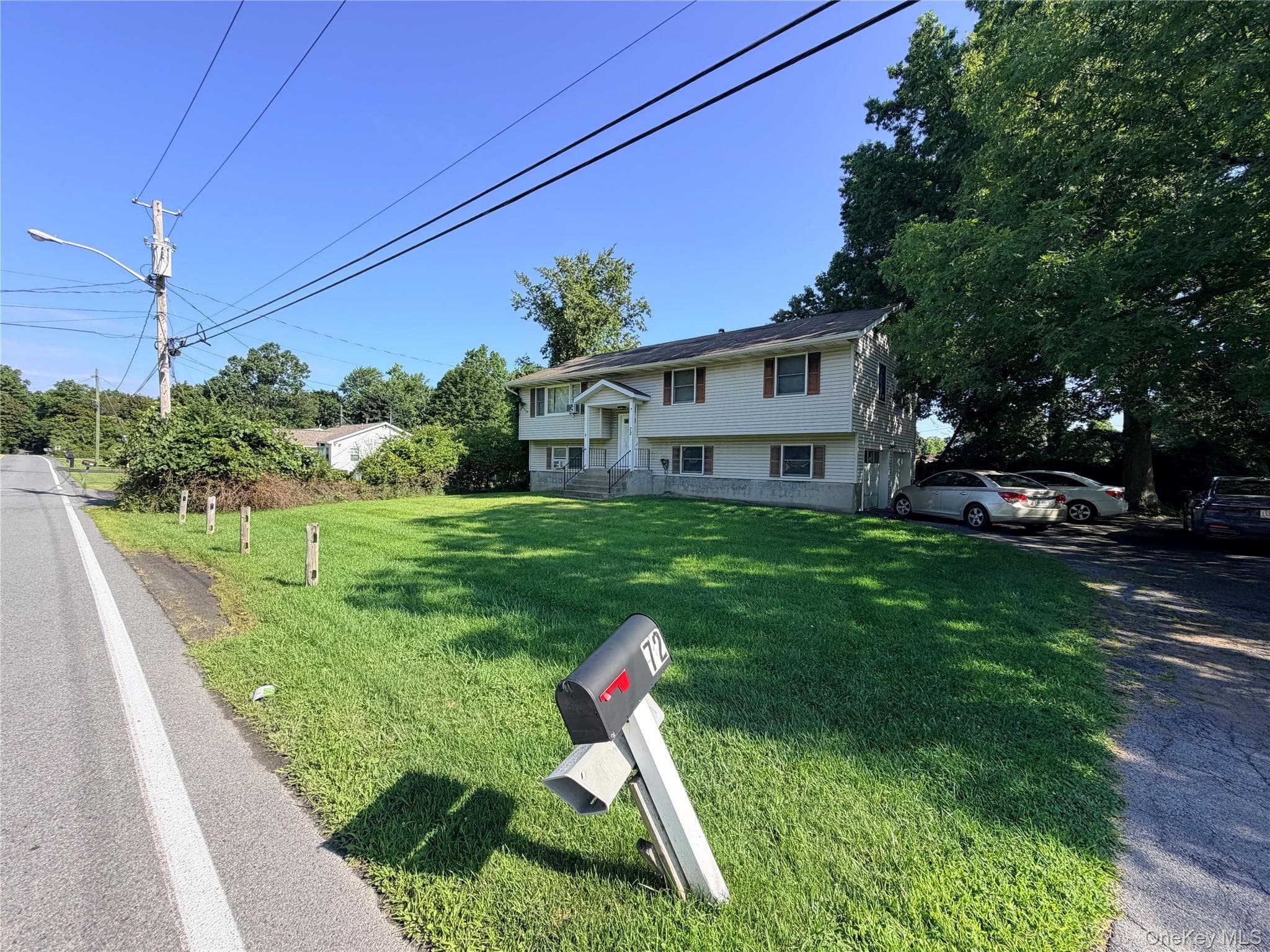 72 Lake Region Boulevard thumbnail 5
