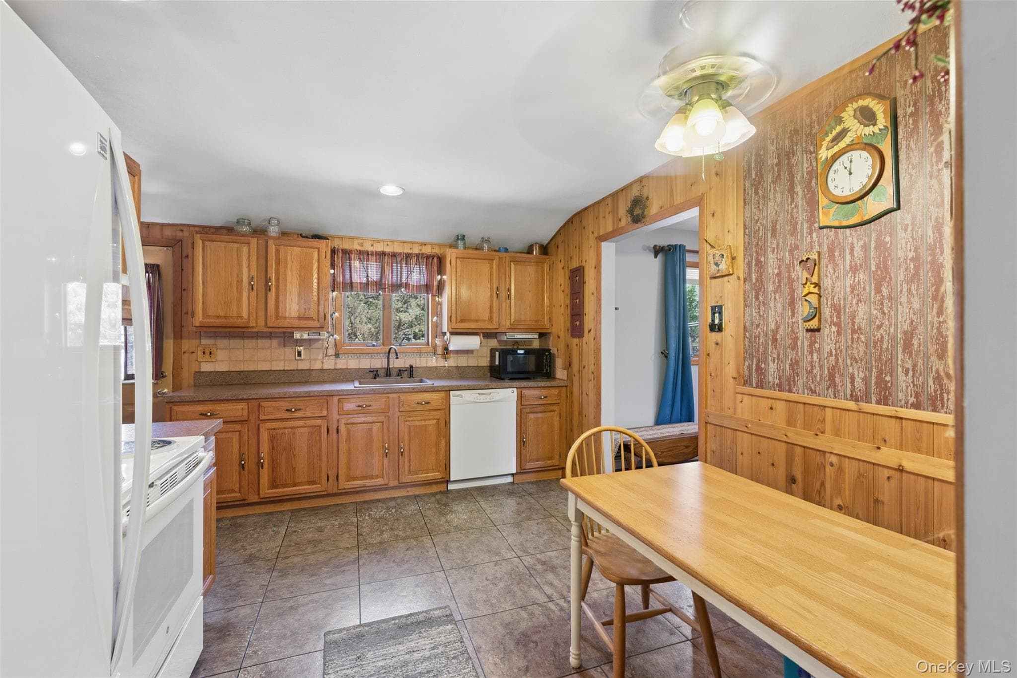 44 Aliperti Road thumbnail 13