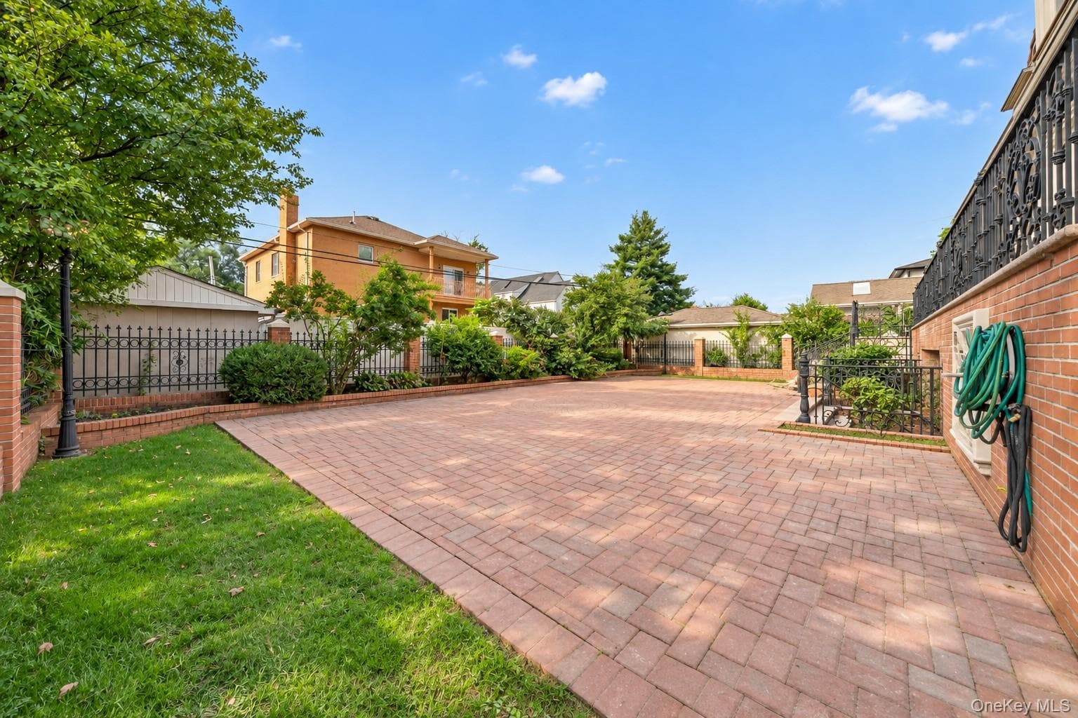 251-35 52nd Avenue thumbnail 43