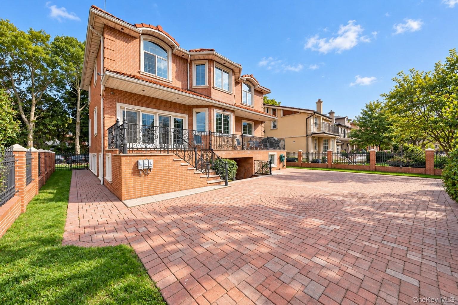251-35 52nd Avenue thumbnail 42