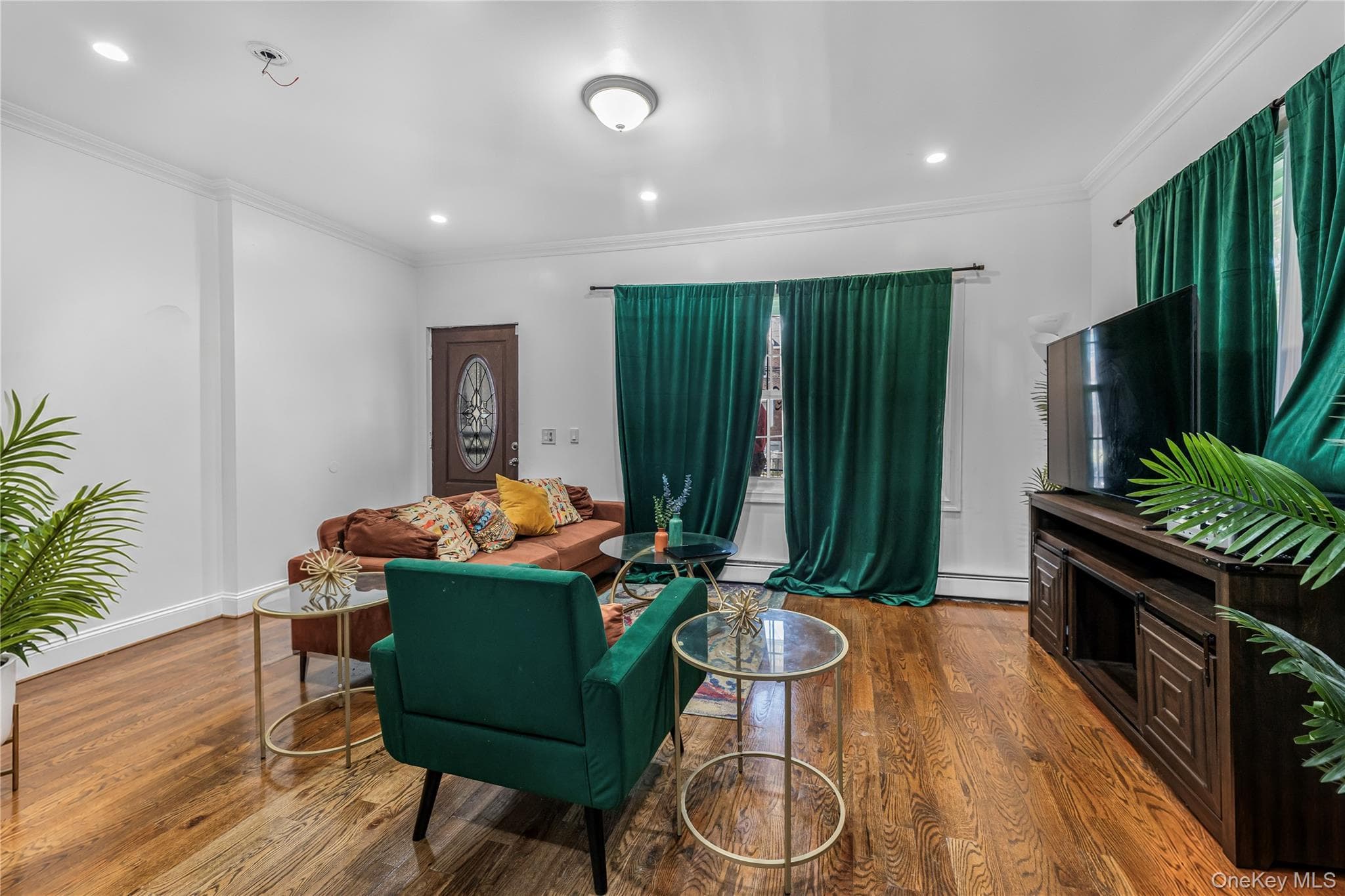4558 Richardson Avenue thumbnail 12