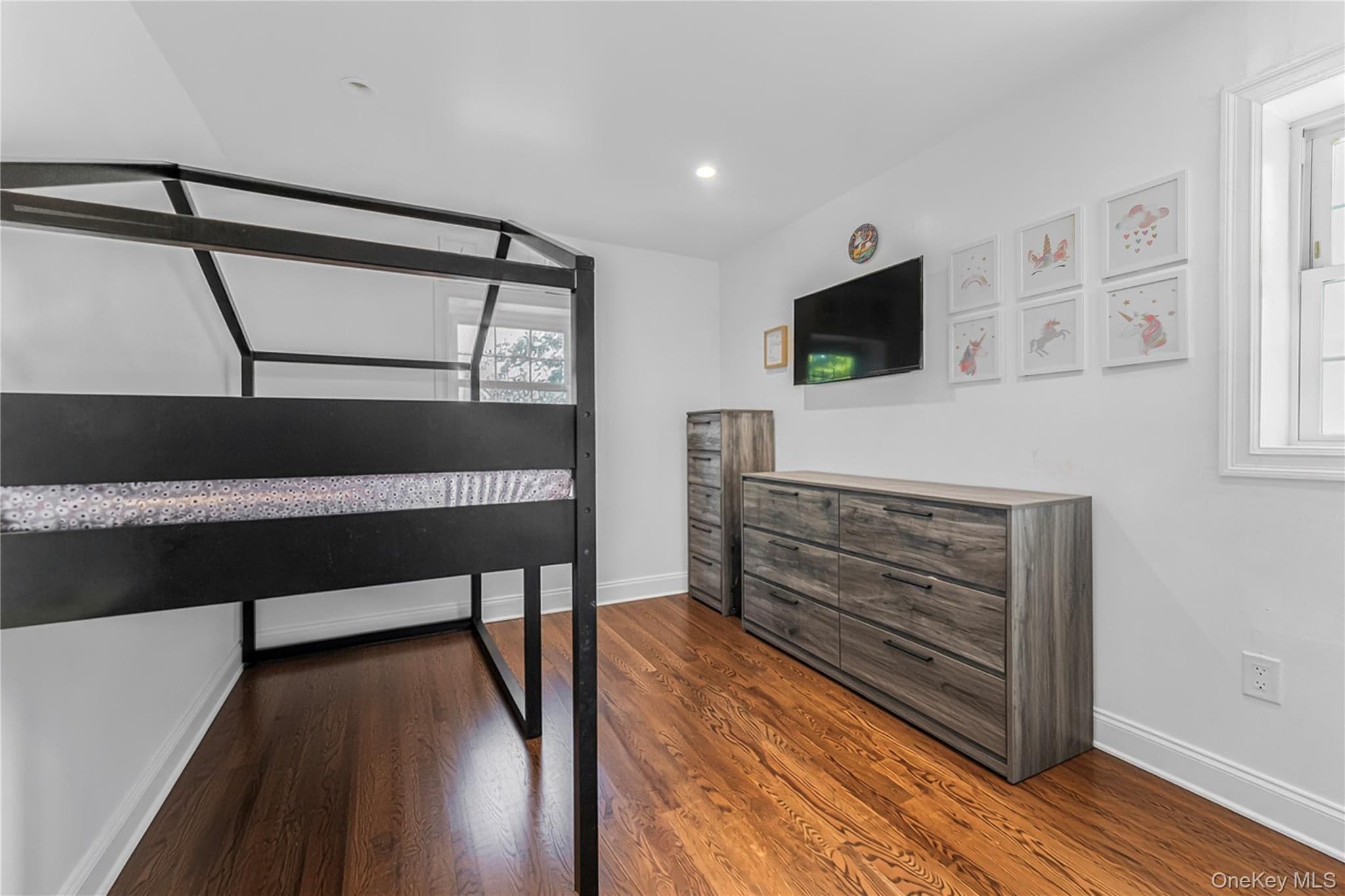 4558 Richardson Avenue thumbnail 20