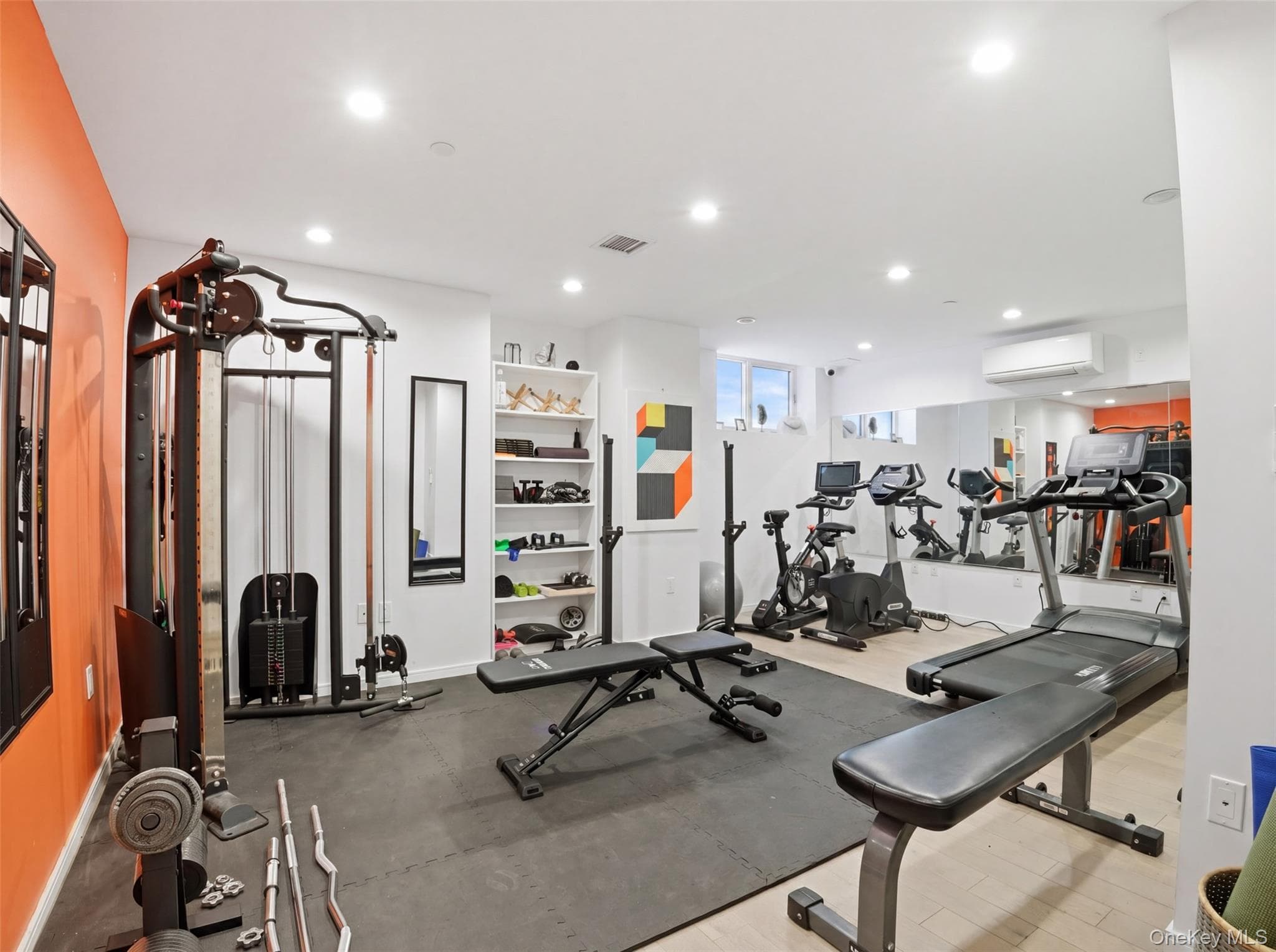 40 Pinehurst Avenue Unit: 2D thumbnail 25