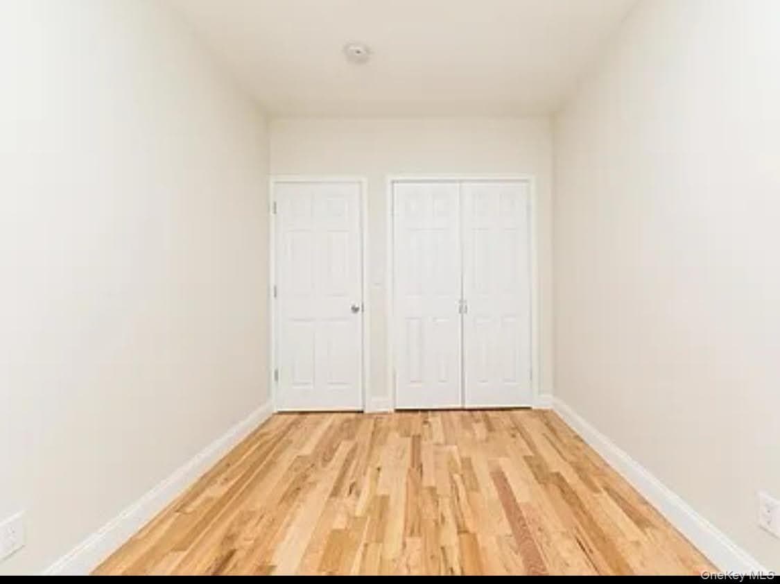 225 Rockaway Avenue thumbnail 9