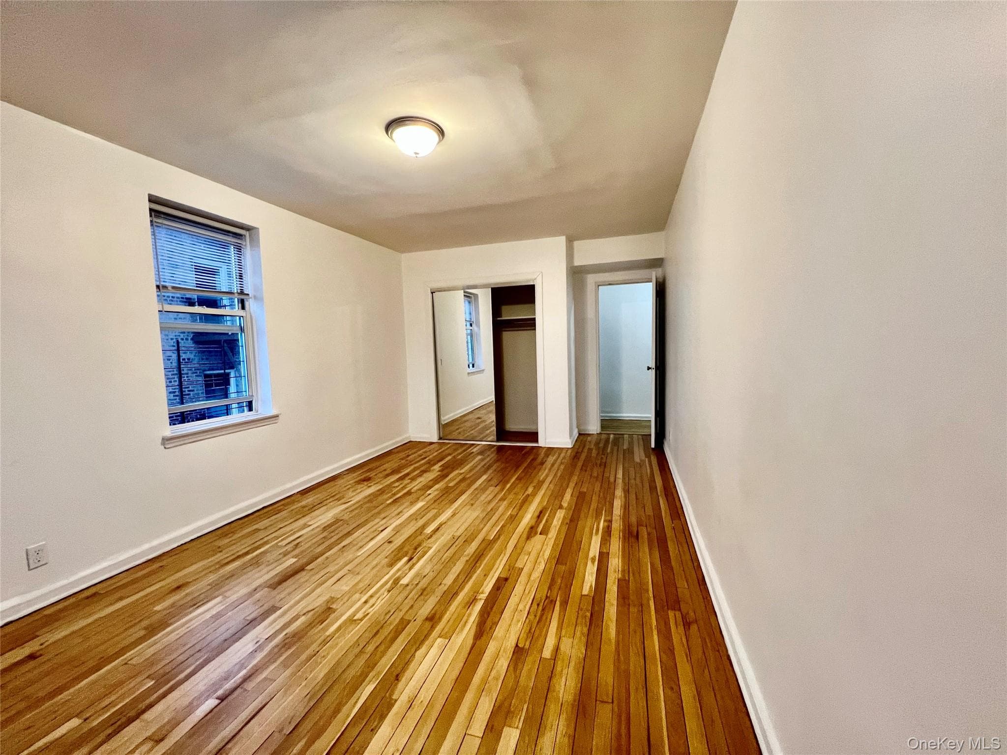 2080 Barnes Avenue Unit: 5B thumbnail 5