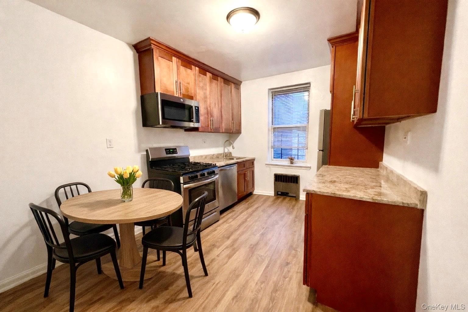 2080 Barnes Avenue Unit: 5B photo 1