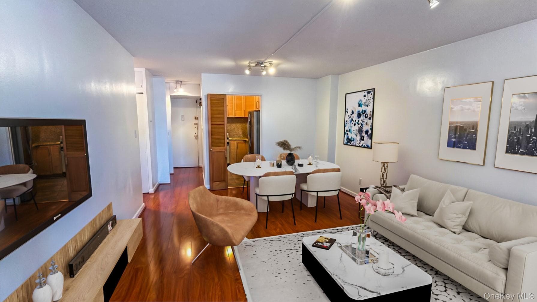 61-20 Grand Central Parkway Unit: C1100 thumbnail 4