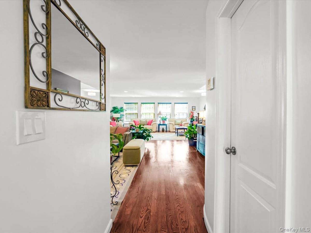 208 Hendrick Avenue thumbnail 8