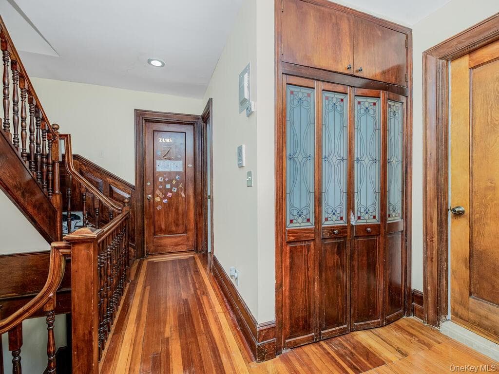 199 W 179th Street thumbnail 18