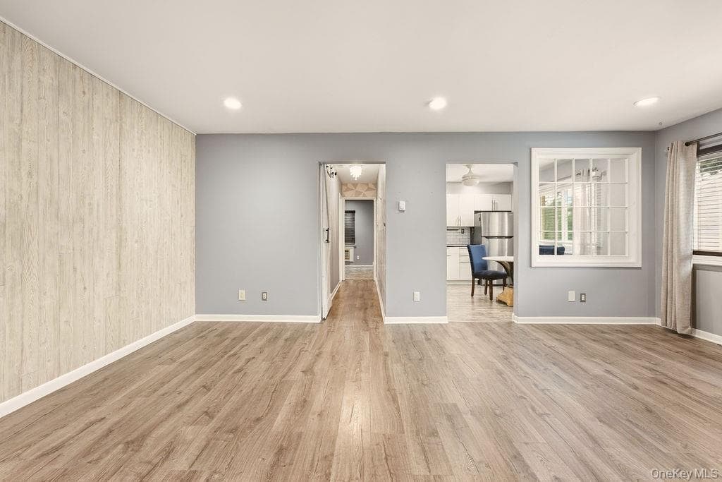 40 W 4th Street Unit: 214 thumbnail 17