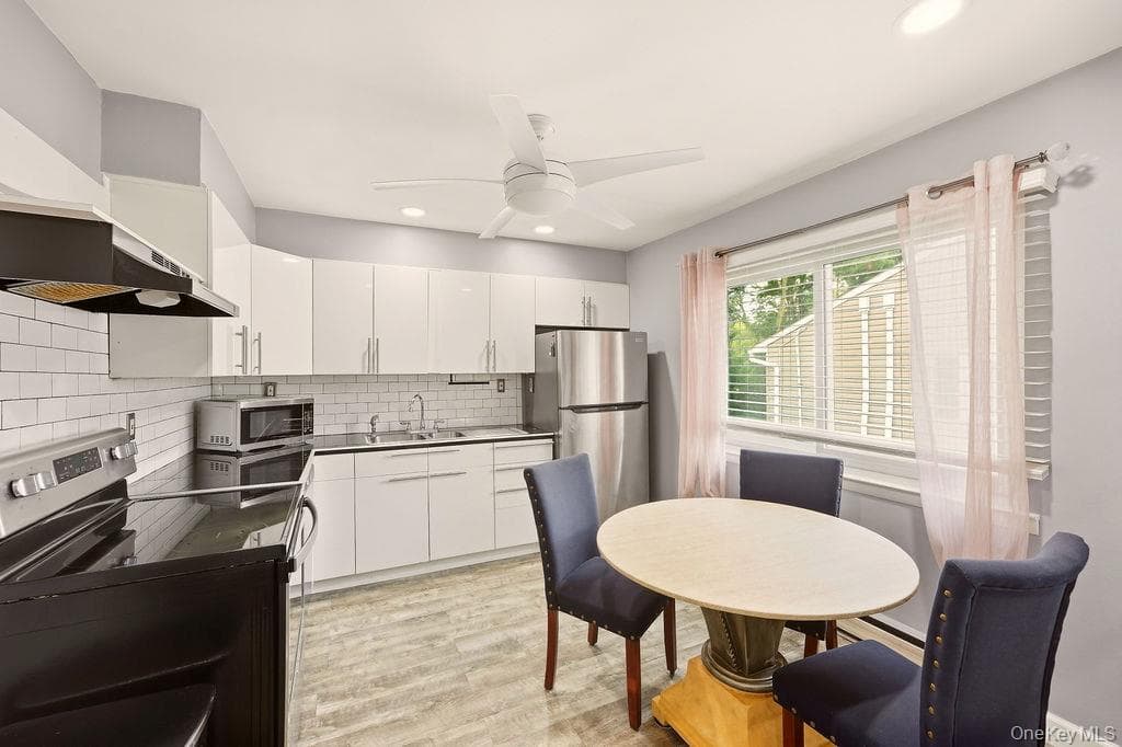 40 W 4th Street Unit: 214 thumbnail 10