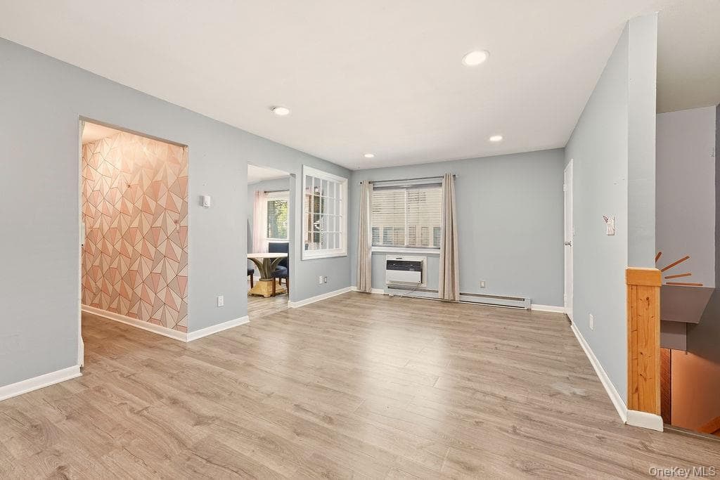 40 W 4th Street Unit: 214 thumbnail 19