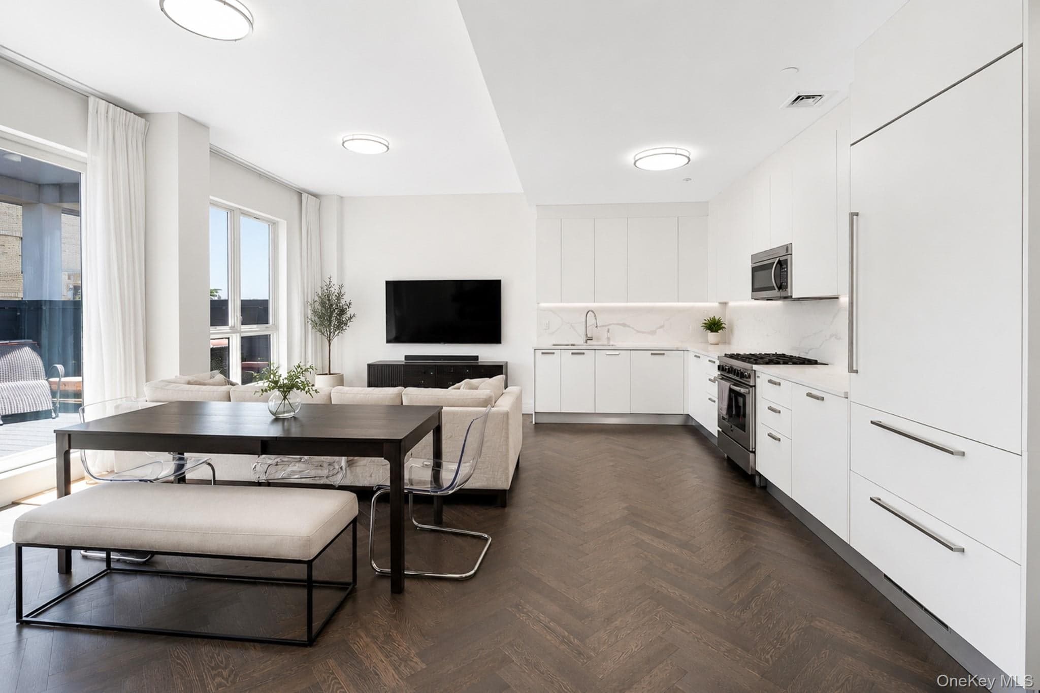1414 W 4th Street Unit: PH5 thumbnail 2