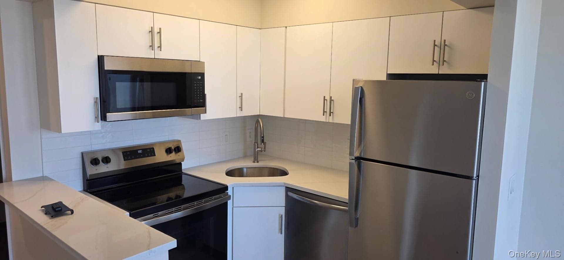 100 New Roc City Place Unit: 315 thumbnail 5