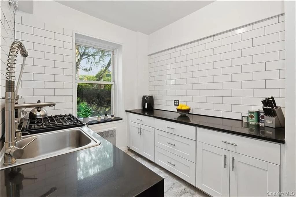 9411 Shore Road Unit: LF thumbnail 8
