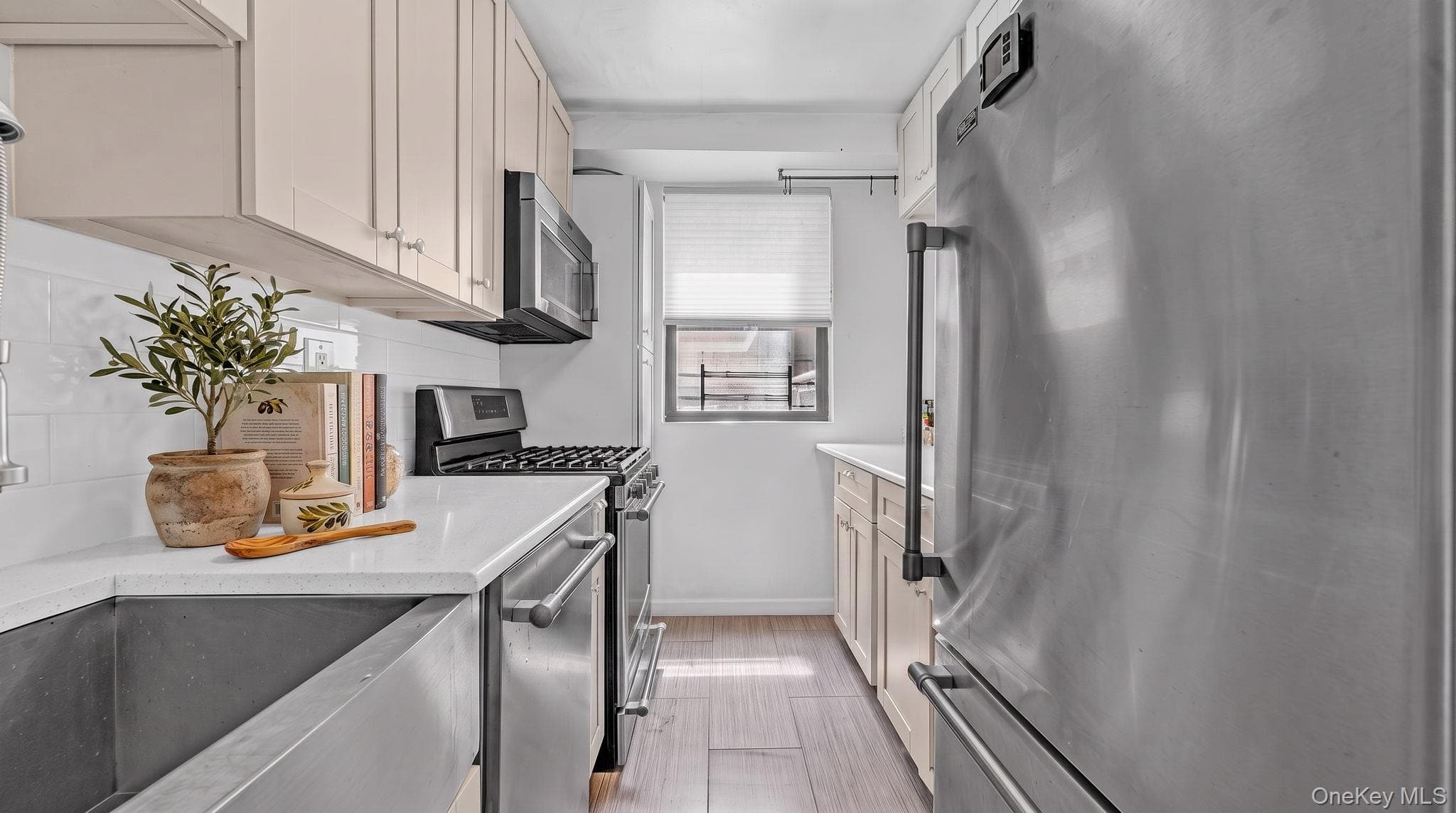 4901 Henry Hudson Parkway Unit: 6E thumbnail 7