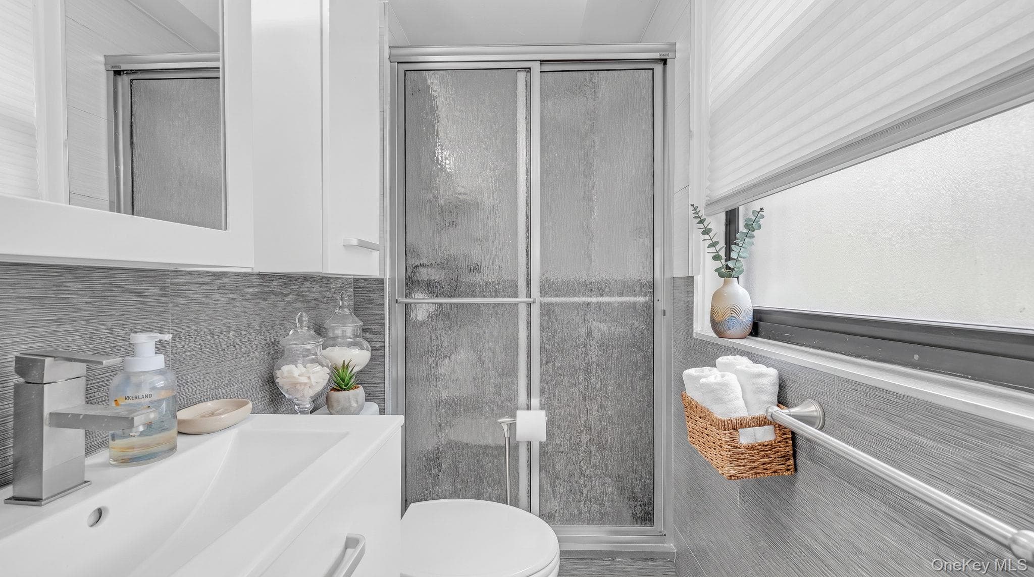 4901 Henry Hudson Parkway Unit: 6E thumbnail 11